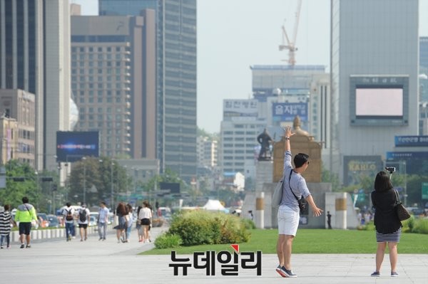 ▲ 태풍 11호 낭카가 한반도에 접근한 가운데 서울은 덥겠다ⓒ뉴데일리