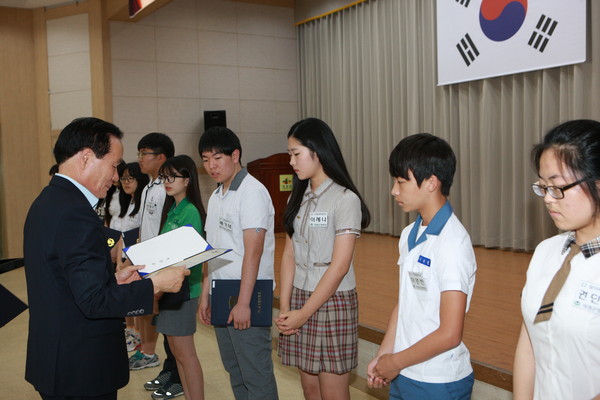 ▲ 의성군은 지역 인재 육성을 위해 173명에게 장학금을 지급했다.ⓒ의성군 제공