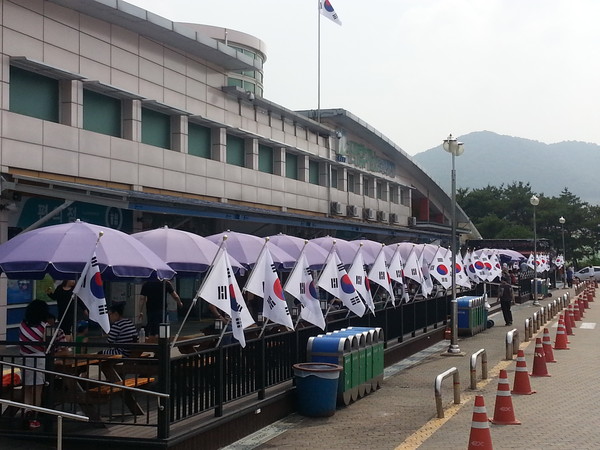 ▲ 도로공사 진영휴게소_테라스존ⓒ한국도로공사 제공