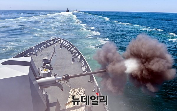 ▲ 제2연평해전 6인 전사자의 이름이 붙은 유도탄고속함(PKG)이 지난달 27일 서해에서 해상기동훈련을 실시하는 모습. ⓒ 해군