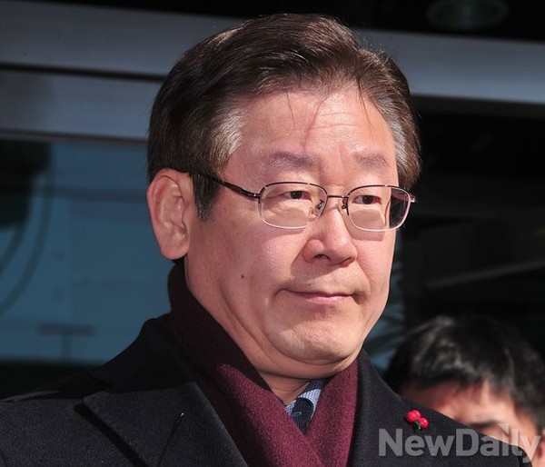 ▲ 새정치연합 이재명 성남시장의 셀프디스가 여론이 뭇매를 맞고 있다. 자기 반성이 보이지 않는다는 이유에서다. ⓒ뉴데일리 정재훈 기자