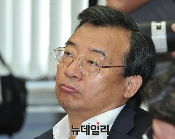 ▲ 새누리당 이정현 최고위원이 3일 여야를 아울러 정쟁을 일삼는 국회의원들의 행태를 강하게 비판했다. ⓒ뉴데일리 이종현 기자