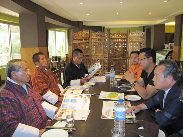 ▲ 예천군수 일행이 지난 2일부터 오는 7일까지 세계 활 문화의 중심 국가 중 하나인 부탄 방문 길에 올라 문화교류를 위한 업무협의를 이어가고 있다.ⓒ예천군 제공