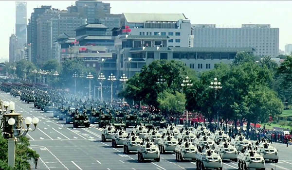 ▲ 과거 中공산당이 벌인 열병식. ⓒ中인민해방군 홍보영상 캡쳐