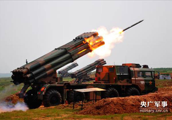 中군사매체 '중국군사망'에 실린 '신형 MLRS'의 사진. 환구시보도 같은 내용을 보도했다고 한다. ⓒ중국군사망 화면 캡쳐