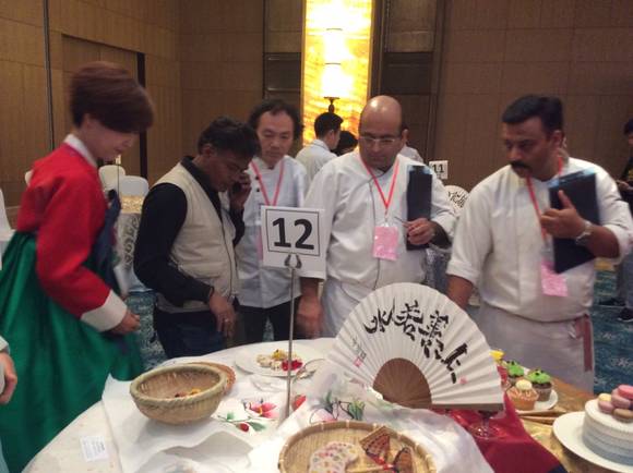 ▲ 제11회 국제미식양생대회(왼 문원식 류재희 손미숙 양승 문정희 황지희 김우석)ⓒ