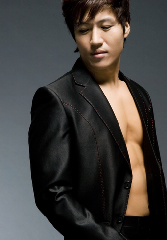 ▲ 홍원빈 ⓒ인우기획