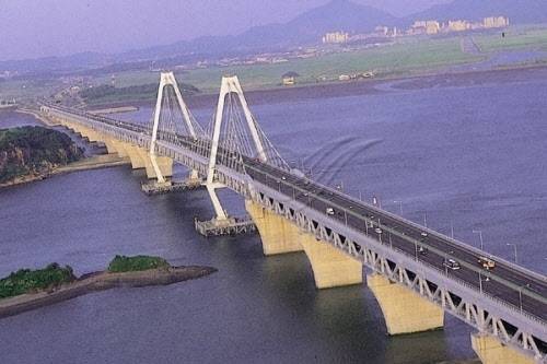 ▲ 인천국제공항고속도로 통행료가 다음달 1일부터 최대 1000원이 내려간다ⓒ제공=국토교통부