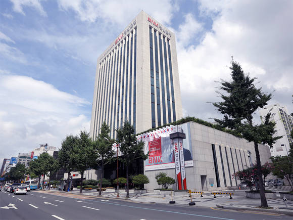 ▲ 경남은행 본점 전경 ⓒ 경남은행 제공