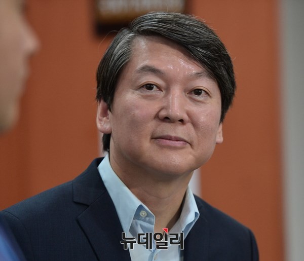 ▲ 새정치민주연합 안철수 전 공동대표는 중대선거구제 도입을 주장하고 있지만, 이미 우리나라에서 1981~1985년 동안 두 차례의 총선에서 실시한 결과 실패했다는 사실이 판명난 바 있다. ⓒ뉴데일리 정상윤 기자