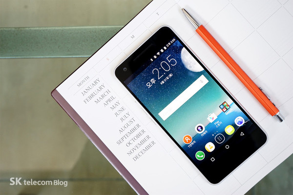 ▲ 루나 스마트폰ⓒSK 텔레콤 홈페이지