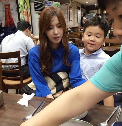 ▲ ⓒ윤민수 아내 김민지 인스타그램