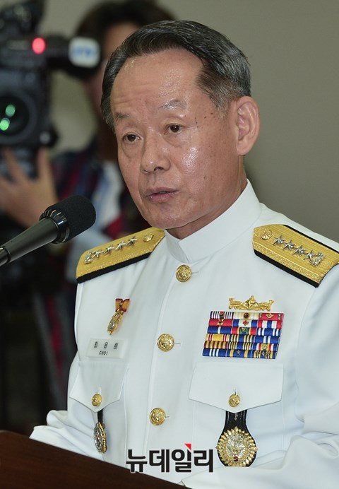 ▲ 11일 열린 합참 국정감사에서 발언을 하고 있는 최윤희 합참의장의 모습. ⓒ뉴데일리 정상윤 기자