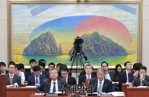 ▲ 14일 국회 정무위원회는 금융위원회를 대상으로 한 국정감사를 진행했다. ⓒ 뉴데일리