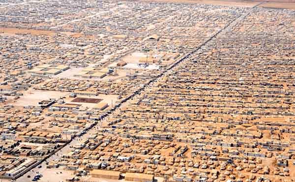 ▲ 50만 명이 살고 있는, 요르단의 자타리 난민캠프 모습. 시리아 난민은 요르단을 포함, 터키 등 인근 지역에만 400만 명이 몰려 살고 있다. ⓒ위키피디아 공개사진