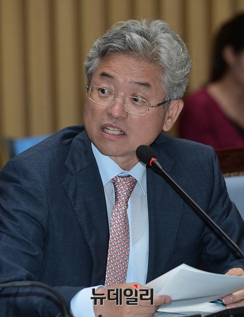 ▲ 이철우 새누리당 의원. ⓒ뉴데일리 정상윤 기자