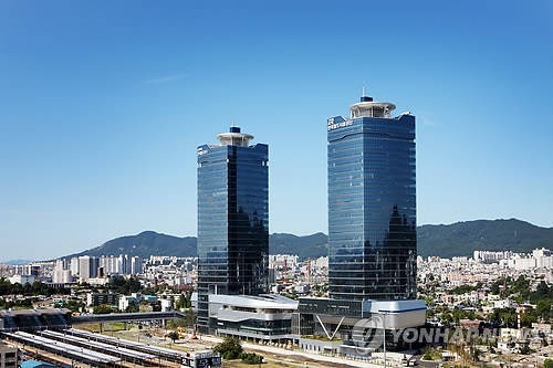 ▲ 한국철도시설공단과 코레일.ⓒ연합뉴스