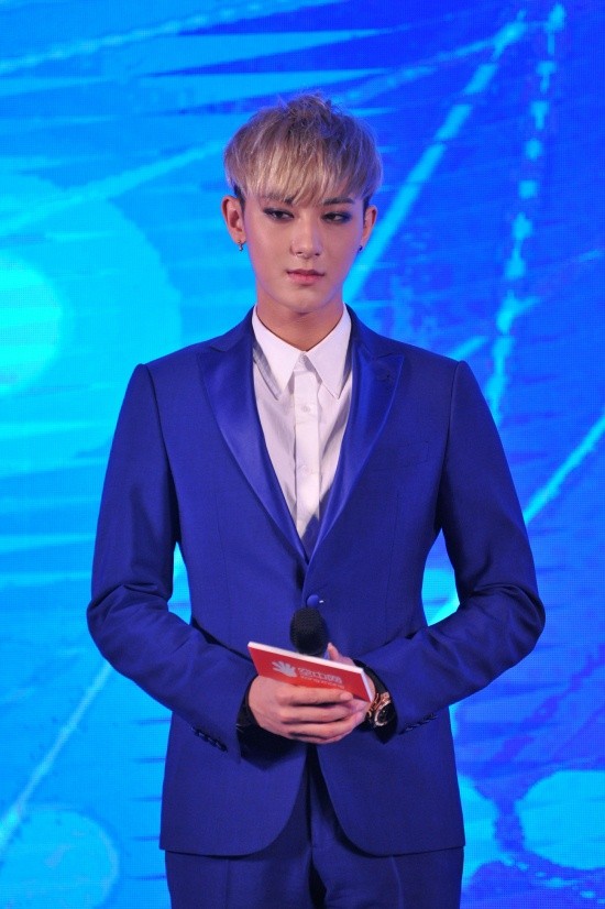 ▲ 엑소를 무단 이탈, 중국에서 독자 활동을 벌이고 있는 타오(본명 황쯔타오)가 지난 3월 중국 베이징에서 열린 모바일 게임 'Almighty Team' 기자간담회에 참석한 모습.   ⓒ 스플래쉬닷컴