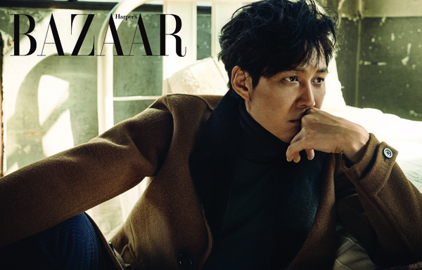 ▲ 이정재 ⓒ하퍼스 바자 코리아