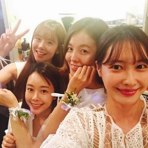 ▲ 이연두 신지수 김성은 왕지혜 ⓒ이연두 인스타그램