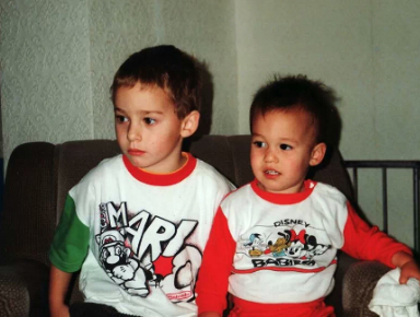 ▲ 조쉬 캐럿과 동생 ⓒ조쉬 캐럿 SNS