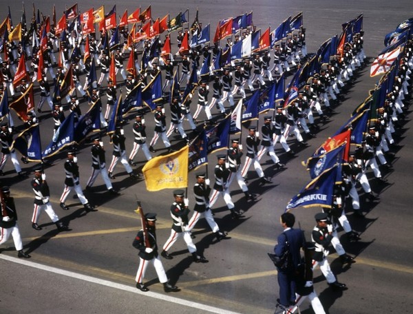 ▲ 국군의 날 시가행진ⓒ한국민족문화대백과