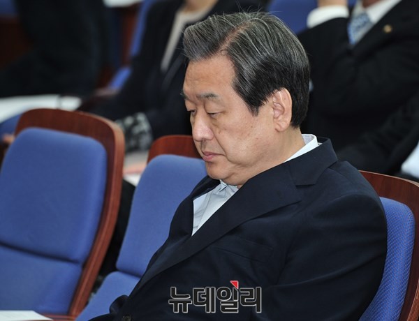 ▲ 새누리당 김무성 대표가 지난 달 30일 의원총회에 참석 한 뒤 공식 일정에 참가하지 않고 있어 그 배경에 관심이 쏠린다. ⓒ뉴데일리 이종현 기자