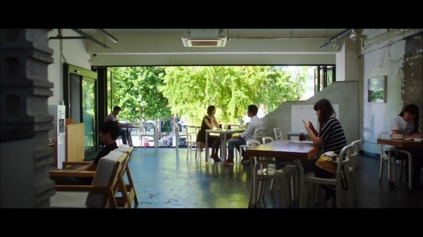 ▲ 카페 '테이크아웃드로잉' 내부 전경.  (영화 '건축학개론' 중에서)