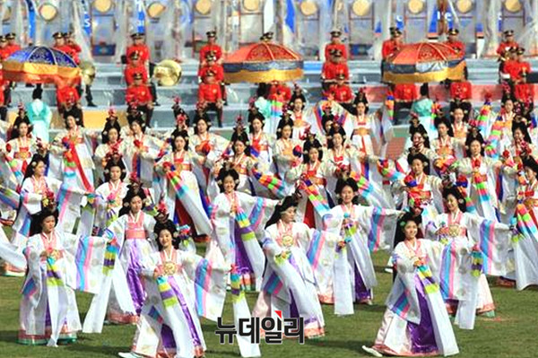 ▲ 2015 경북문경 세계군인체육대회 개막식 모습. ⓒ세계군인체육대회조직위원회