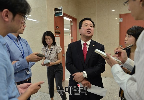 ▲ 새누리당 이장우 대변인.ⓒ뉴데일리DB