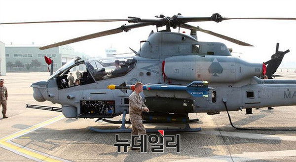 ▲ 미국 벨사가 개발한 AH-1Z '바이퍼' 美 해병대 공격헬기. AH-1Z은 한국 해병대가 공격헬기를 신규 도입한다면 가장효과적인 것으로 예상된다.ⓒ뉴데일리 순정우 기자
