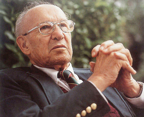 ▲ '미래충격'의 저자로 유명한 현대경영학의 창시자 '피터 드러커' 교수. ⓒ 조선일보DB