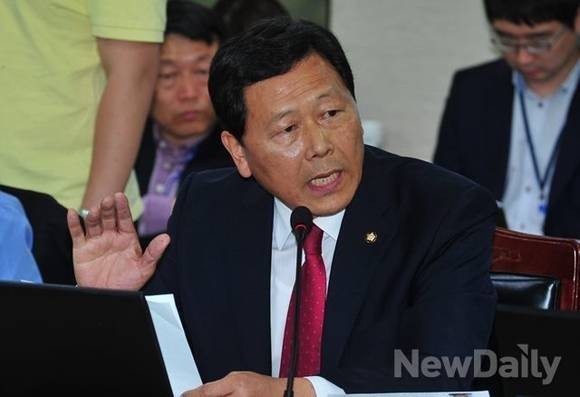 ▲ 통진당 출신의 강동원 새정치민주연합 의원.ⓒ뉴데일리DB