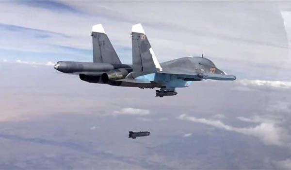 ▲ 러시아 공군 소속 Su-34 전폭기가 시리아 반군 지역을 공습하는 모습. ⓒ러시아 국방부-이란 프레스TV 보도화면 캡쳐