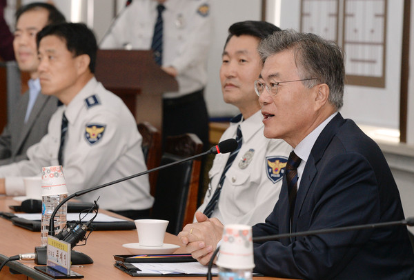 ▲ 새정치민주연합 문재인 대표가 21일 용산경찰서에서 경찰의 수사 독립권을 주장했다. ⓒ뉴시스