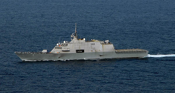 美해군 제4함대에 배치된 연안전투함(LCS-1) 1번함 '프리덤'의 모습. 록히드마틴에 제작했다. ⓒ위키피디아 공개사진