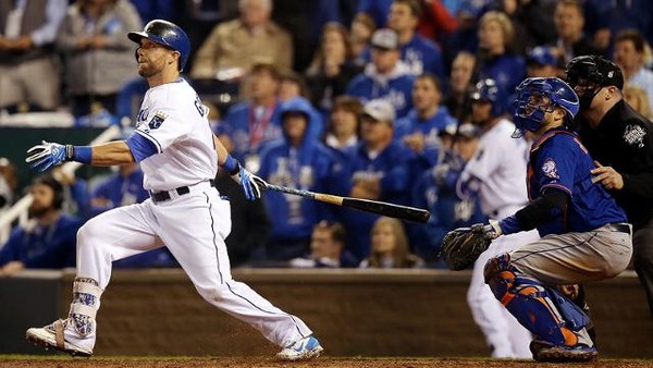 ▲ 9회말 극적인 동점 홈런을 때려낸 고든 ⓒ MLB.com