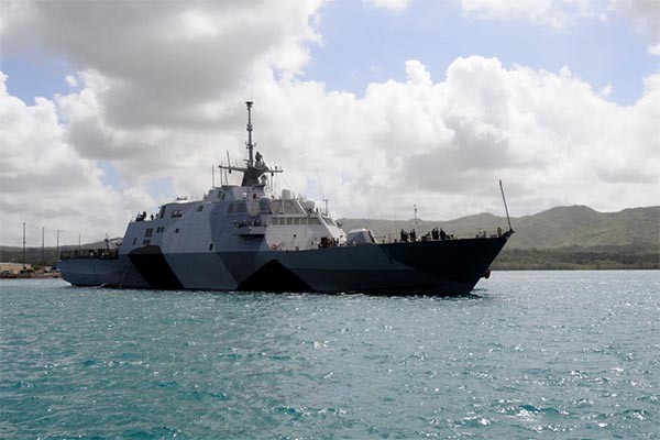 ▲ 괌 기지에 도착한 美해군 연안전투함(LCS-1) 프리덤. ⓒ美해군 홈페이지