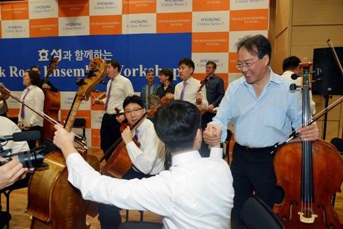 ▲ ⓒ효성그룹 제공 '요요마와 실크로드 앙상블 단원'