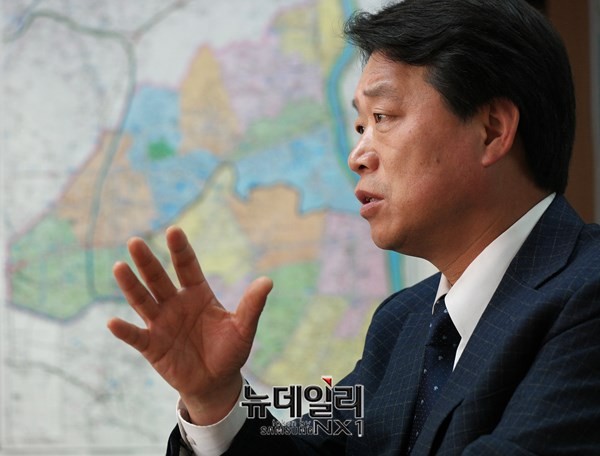 ▲ 새누리당 허용범 동대문 갑 당협위원장. ⓒ뉴데일리 정상윤 기자