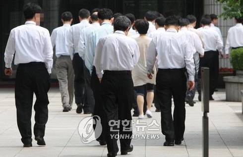 ▲ 상장사의 30%가 좀비기업이다. 자산 120억 이상 기업 5282곳이 자본잠식 상태다@