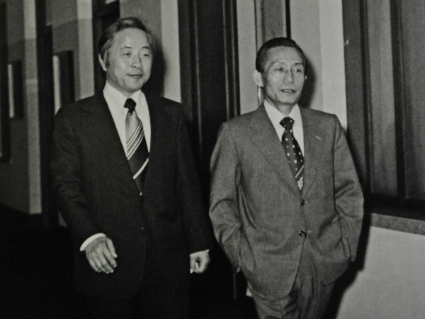 ▲ 김영삼 전 대통령과 박정희 전 대통령. ⓒ뉴시스 사진DB