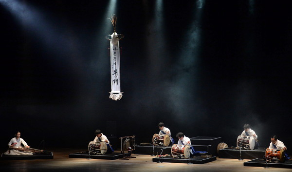 ▲ 사물놀이 '몰개'공연 모습.사진제공=충주시