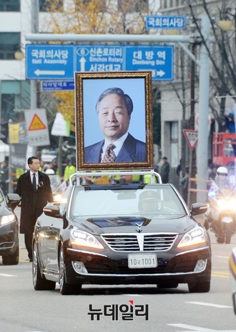 ▲ 故 김영삼 전 대통령 운구 행렬. ⓒ국회사진기자단