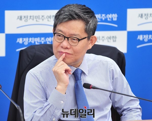 ▲ 새정치민주연합 최재천 정책위의장. ⓒ뉴데일리 이종현 기자