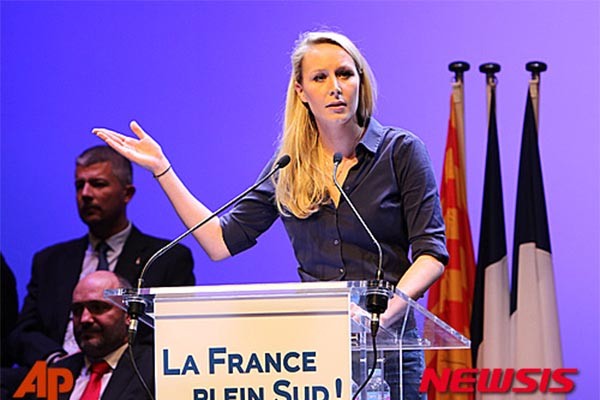 ▲ 지난 6일(현지시간) 프랑스 광역지자체 의원 선거에서 '극우'로 불리는 우익정당 '국민전선'이 1위로 승리했다. 사진은 '국민전선'의 뉴페이스이자 마리 르펜 당수의 조카인 '마리옹 마르셸 르펜'의 연설 장면. ⓒ뉴시스-AP. 무단전재 및 재배포 금지.