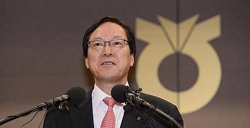 ▲ 조지개편과 인사를 통해 자기 색깔 내기에 나선 김용환 농협금융회장의 어떤 선택을 할 지 귀추가 주목된다ⓒ뉴데일리 DB