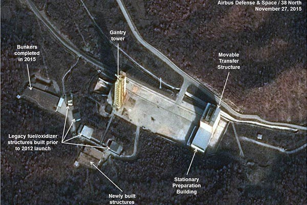 ▲ 미국의 북한전문매체 '38노스'가 공개한, 지난 11월 27일 북한 서해 동창리 미사일 시험장의 위성사진. ⓒ38노스 화면캡쳐
