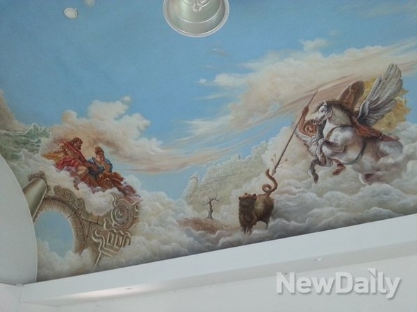 ▲ 서세원이 담임을 맡았던 솔라그라티아 교회의 내부 전경. 현재 이곳에는 다른 사무실이 입주해 있다.   ⓒ 뉴데일리 조광형 기자