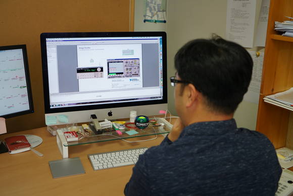 ▲ 고려사이버대 전기전자공학과 '가상실험실(Vurtual Lab)' 실습 모습.